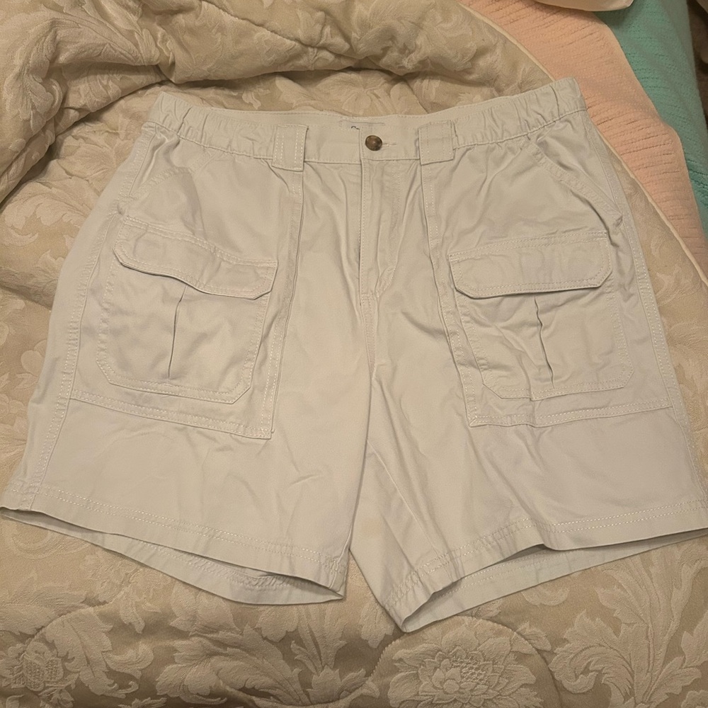Croft & Barrow Cream Shorts
